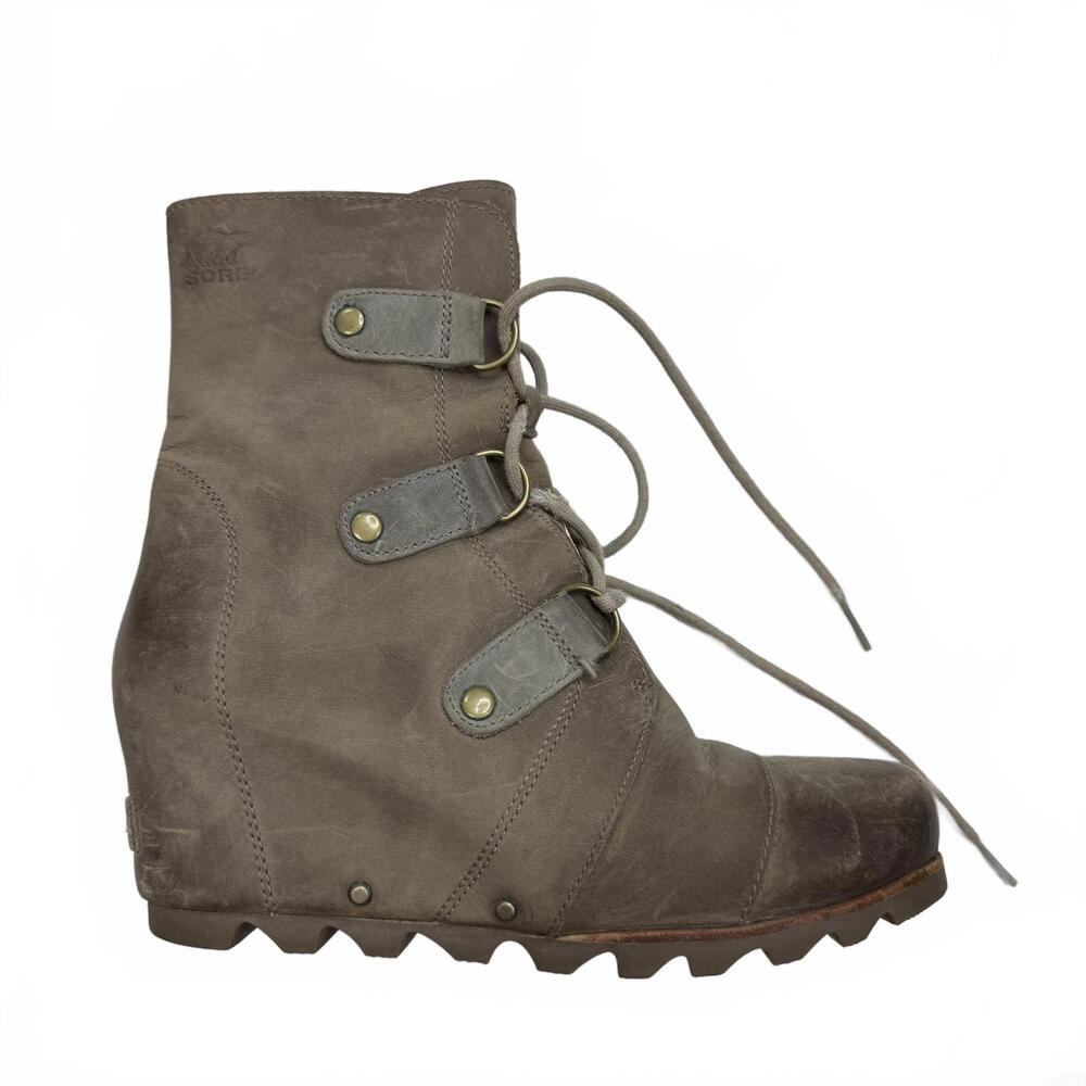 Sorel Women's Tan Brown Leather Wedge Joan of Arc Boots size‎ 10